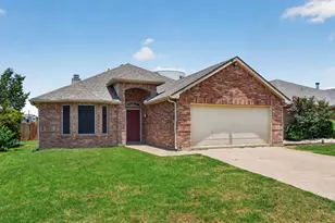 103 Post Oak Dr, Waxahachie, TX 75165 - Photo 2