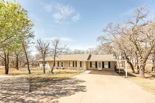 151 Country Club Dr, Nocona, TX 76255 - Photo 4