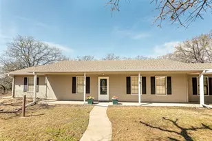 151 Country Club Dr, Nocona, TX 76255 - Photo 6