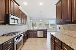1327 Savona Ln, Lewisville, TX 75077 - Photo 14