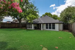 2921 Oakridge Dr, Hurst, TX 76054 - Photo 36