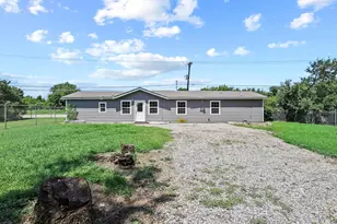 231 Juniper Dr, Pottsboro, TX 75076 - Photo 2