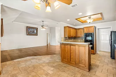 105 Casas Del Sur Street, Granbury, TX 76049 - Photo 16