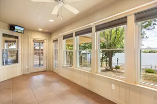 105 Casas Del Sur St, Granbury, TX 76049 - Photo 22