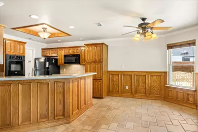 105 Casas Del Sur Street, Granbury, TX 76049 - Photo 14