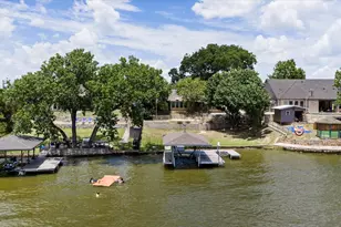 105 Casas Del Sur St, Granbury, TX 76049 - Photo 36