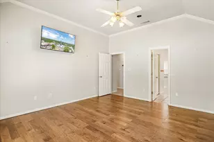 105 Casas Del Sur St, Granbury, TX 76049 - Photo 24