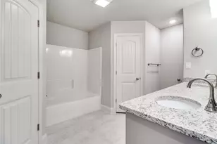 2913 Orchid Dr, Sherman, TX 75092 - Photo 6