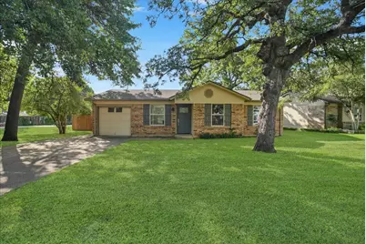5701 Guildwood Drive, Arlington, TX 76017 - Photo 1