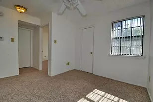 2610 Lakehill Ln, Carrollton, TX 75006 - Photo 18
