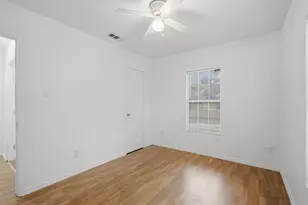 2538 Stovall Dr, Dallas, TX 75216 - Photo 8