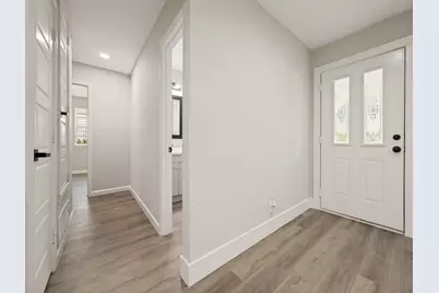 2915 Hollandale Lane, Farmers Branch, TX 75234 - Photo 4