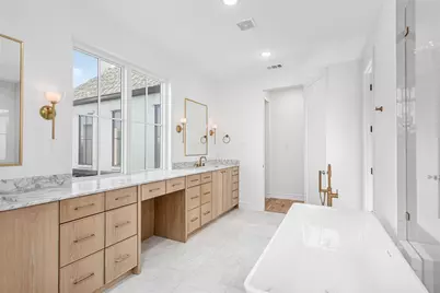 6367 McCommas Boulevard, Dallas, TX 75214 - Photo 28