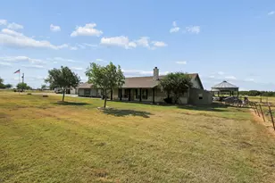 481 Co Rd 205, Valley View, TX 76272 - Photo 4
