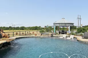 481 Co Rd 205, Valley View, TX 76272 - Photo 28