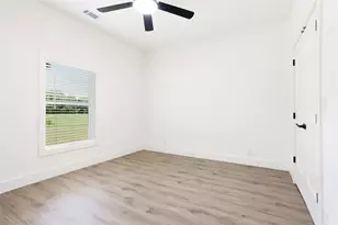 5385 FM 121, Van Alstyne, TX 75495 - Photo 18
