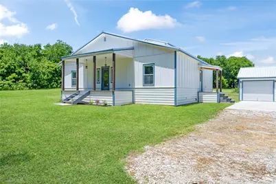 5385 Fm-121, Van Alstyne, TX 75495 - Photo 1