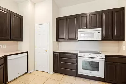8724 Bellechase Road, Granbury, TX 76049 - Photo 10