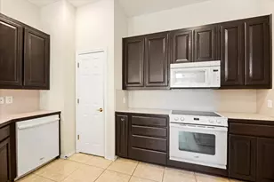 8724 Bellechase Rd, Granbury, TX 76049 - Photo 10