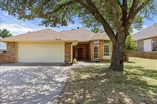 8724 Bellechase Rd, Granbury, TX 76049 - Photo 1
