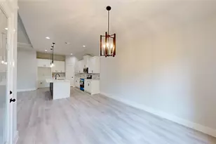 5624 Hiett Ct, Fort Worth, TX 76112 - Photo 6