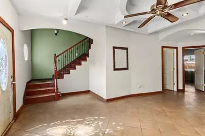 105 E Linden Street, Ennis, TX 75119 - Photo 2