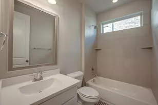 736 Carlisle Dr, Lewisville, TX 75056 - Photo 6