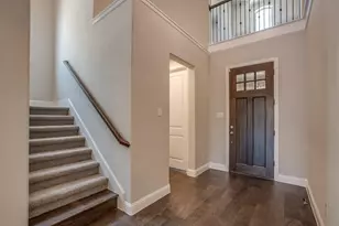 736 Carlisle Dr, Lewisville, TX 75056 - Photo 4