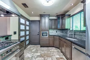 18636 Crownover Ct, Dallas, TX 75252 - Photo 16