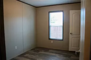 8529 Weems Estate Dr, Granbury, TX 76048 - Photo 14