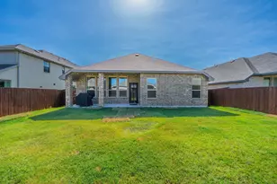5925 Lovills Crk St, Fort Worth, TX 76179 - Photo 12