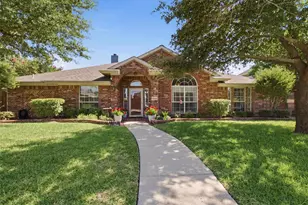 4218 Glistening Springs, Rowlett, TX 75088 - Photo 2