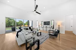 3115 Gibbs Williams Rd, Dallas, TX 75233 - Photo 2