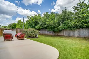 216 Lovers Path Dr, Springtown, TX 76082 - Photo 18