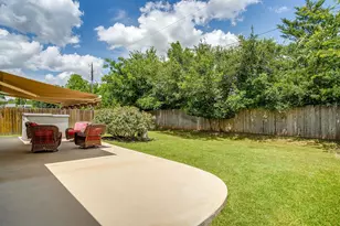 216 Lovers Path Dr, Springtown, TX 76082 - Photo 28
