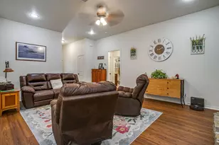 216 Lovers Path Dr, Springtown, TX 76082 - Photo 4