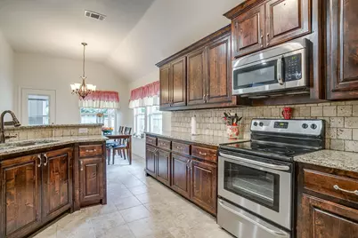 216 Lovers Path Drive, Springtown, TX 76082 - Photo 10