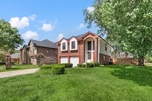 4151 Cedar Dr, Grapevine, TX 76051 - Photo 2