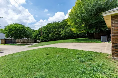 902 Wayne Avenue, Duncanville, TX 75137 - Photo 26