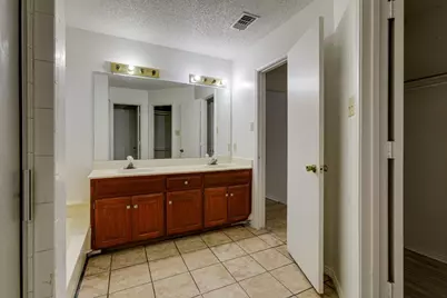 [Address not provided], Duncanville, TX 75137 - Photo 10