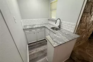 5501 Grantmont Dr, Arlington, TX 76016 - Photo 6
