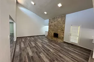 5501 Grantmont Dr, Arlington, TX 76016 - Photo 8