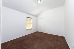 1123 Warrior Dr, Dallas, TX 75253 - Photo 8