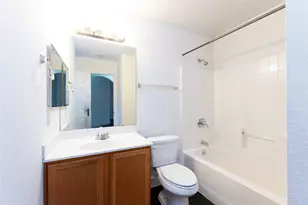 1123 Warrior Dr, Dallas, TX 75253 - Photo 10