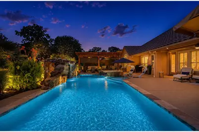 1104 Catalina Bay Boulevard, Granbury, TX 76048 - Photo 2