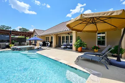 1104 Catalina Bay Boulevard, Granbury, TX 76048 - Photo 4