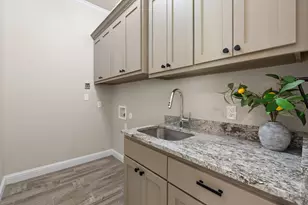 2407 Vineyard Dr, Granbury, TX 76048 - Photo 34