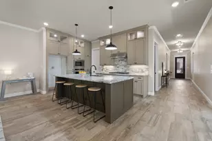 2407 Vineyard Dr, Granbury, TX 76048 - Photo 8