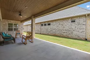 2407 Vineyard Dr, Granbury, TX 76048 - Photo 34