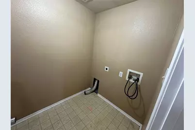 1341 Castle Ridge Road, Fort Worth, TX 76140 - Photo 6